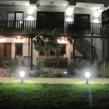 Πανσιόν Elma 4*